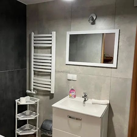 Alojamento de Acomodação e Pequeno-almoço Goscinne U Naglaka 3*