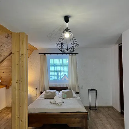 Bed & Breakfast Goscinne U Naglaka Zab