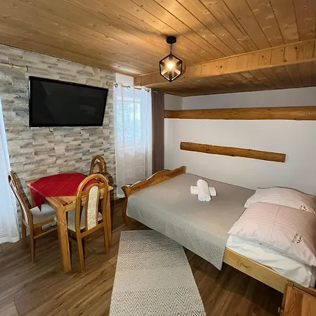 Goscinne U Naglaka Bed & Breakfast *