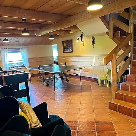 Alojamento de Acomodação e Pequeno-almoço Goscinne U Naglaka 3*